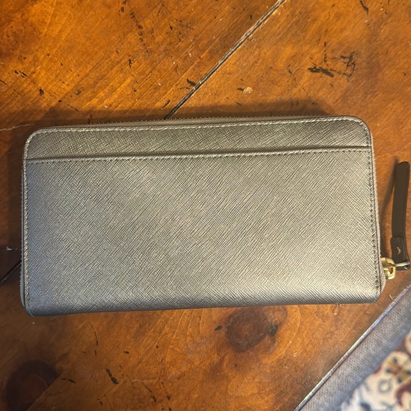 Kate Spade Silver Long Wallet - Picture 4 of 8